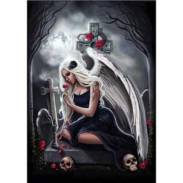Diamond Paintings - Angel Sitting On Grave